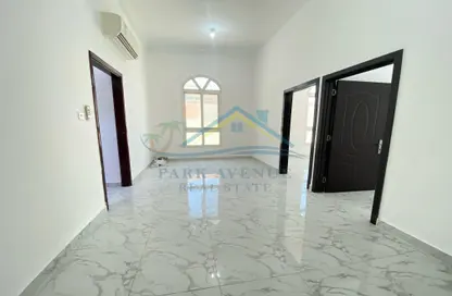 شقة - 2 غرف نوم - 1 حمام للايجار في مركز محمد بن زايد - مدينة محمد بن زايد - أبوظبي