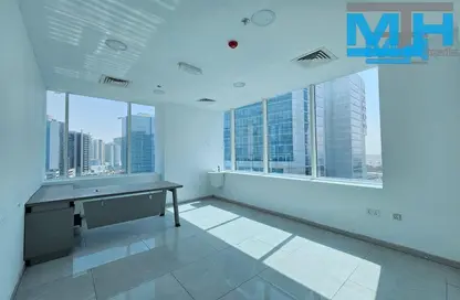 Office Space - Studio - 2 Bathrooms for rent in Capital Golden Tower - Business Bay - Dubai