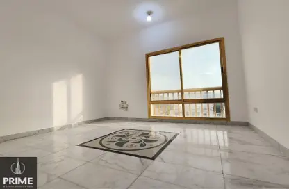 شقة - غرفة نوم - 2 حمامات للايجار في شارع المطار - أبوظبي
