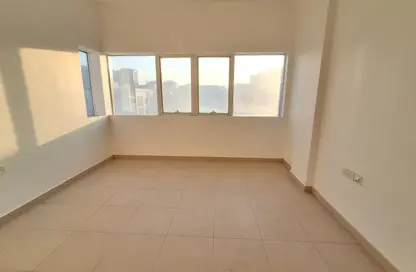 شقة - غرفة نوم - 2 حمامات للايجار في القليعة - الشرق - الشارقة