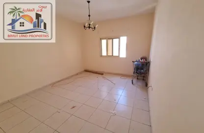 Apartment - 1 Bedroom - 2 Bathrooms for rent in Muwailih Building - Muwaileh - Sharjah