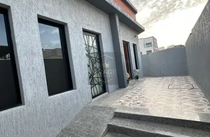 Apartment - 5 Bedrooms - 5 Bathrooms for rent in Al Yasmeen 1 - Al Yasmeen - Ajman