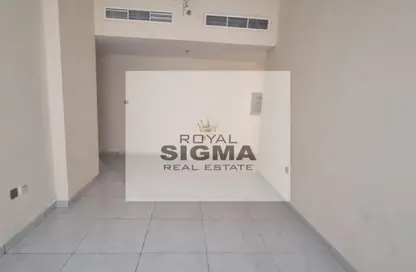 Apartment - 2 Bedrooms - 3 Bathrooms for rent in Al Muraqqabat - Deira - Dubai