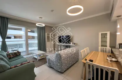 شقة - غرفة نوم - 2 حمامات للايجار في محكمه الريجنت - منطقة 14 - قرية جميرا الدائرية - دبي شقة - غرفة نوم - 2 حمامات للايجار في محكمه الريجنت - منطقة 14 - قرية جميرا الدائرية - دبي