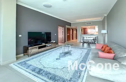 شقة - غرفة نوم - 2 حمامات للايجار في برج فيستا - برج فيستا - دبي وسط المدينة - دبي