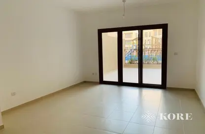 Apartment - 2 Bedrooms - 2 Bathrooms for rent in Zahra Breeze Apartments 3B - Zahra Breeze Apartments - Town Square - Dubai