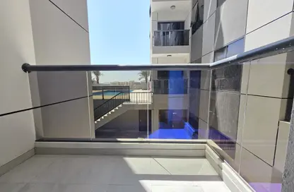 Apartment - 1 Bedroom - 2 Bathrooms for rent in Danat Al Mamzar - Hor Al Anz - Deira - Dubai
