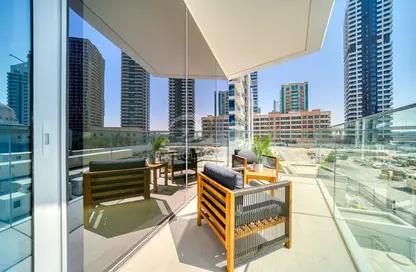 Balcony image for: Apartment - 1 Bedroom - 2 Bathrooms for rent in Stella Maris - Dubai Marina - Dubai, Image 1