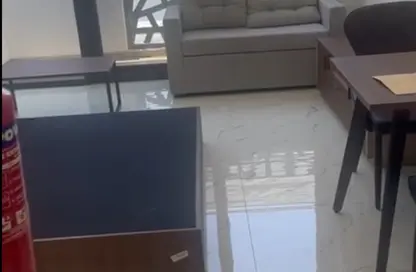 Apartment - Studio - 1 Bathroom for rent in Oasis Residences - Masdar City - Abu Dhabi