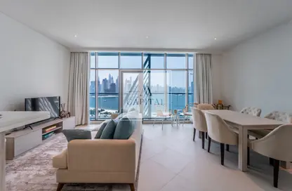 Apartment - 3 Bedrooms - 3 Bathrooms for sale in Seven Palm - Palm Jumeirah - Dubai