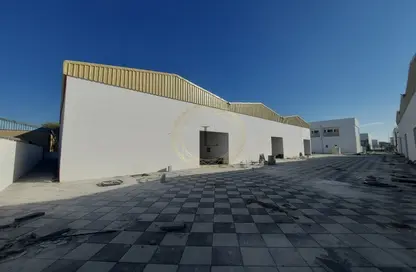 Warehouse - Studio - 1 Bathroom for rent in Wadi AL AIN 1 - Al Noud - Al Ain