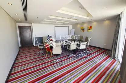 Office Space - Studio - 2 Bathrooms for rent in Crystal Tower - Business Bay - Dubai