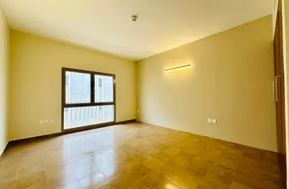 Apartment - Studio - 1 Bathroom for rent in Mankhool Building - Mankhool - Bur Dubai - Dubai