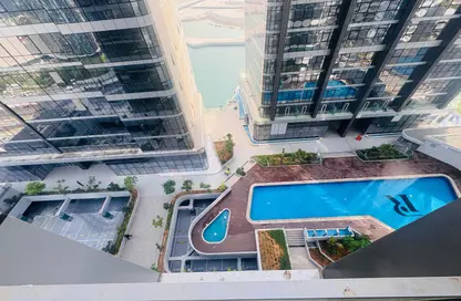 شقة - 2 غرف نوم - 2 حمامات للايجار في راديانت سكوير - مدينة الأضواء - جزيرة الريم - أبوظبي