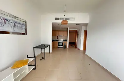 Apartment - 1 Bedroom - 1 Bathroom for rent in Mayfair Residency - Business Bay - Dubai
