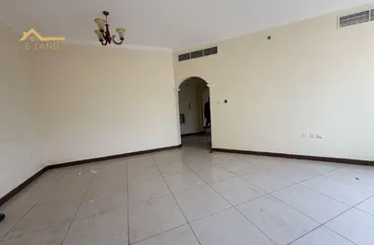 شقة - 2 غرف نوم - 2 حمامات للايجار في المجاز 1 - المجاز - الشارقة