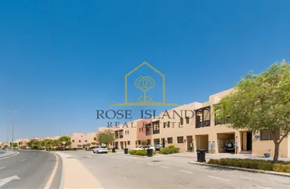 Townhouse - 2 Bedrooms - 3 Bathrooms for sale in Hydra Village - Abu Dhabi