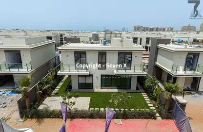 Townhouse - 2 Bedrooms - 4 Bathrooms for sale in Falcon Island North - Falcon Island - Al Hamra Village - Ras Al Khaimah