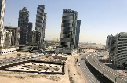 Apartment - Studio - 1 Bathroom for rent in Burj Al Nujoom - Downtown Dubai - Dubai