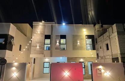فيلا - 5 غرف نوم - 7 حمامات للايجار في الحليو 2 - الحليو - عجمان