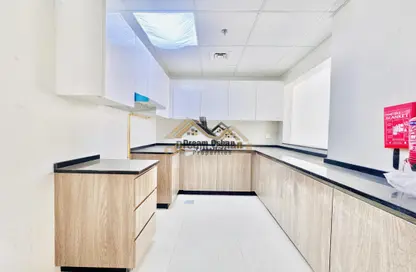 Apartment - 1 Bedroom - 2 Bathrooms for rent in Al Warsan 4 - Al Warsan - Dubai
