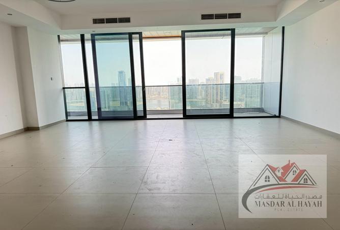 Apartment - 3 Bedrooms - 3 Bathrooms for sale in La Plage Tower - Al Mamzar - Sharjah - Sharjah