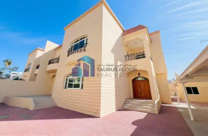 Villa - 4 Bedrooms - 6 Bathrooms for rent in Jumeirah 2 Villas - Jumeirah 2 - Jumeirah - Dubai