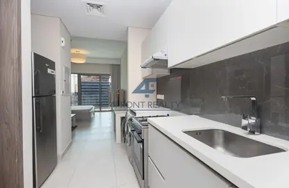 Apartment - Studio - 1 Bathroom for rent in SOL Avenue - Business Bay - Dubai
