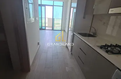 شقة - 1 حمام للايجار في فرهاد عزيزي ريزيدنس - الجداف - دبي