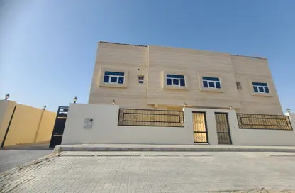 Apartment - 1 Bedroom - 2 Bathrooms for rent in Mohamed Bin Zayed Centre - Mohamed Bin Zayed City - Abu Dhabi