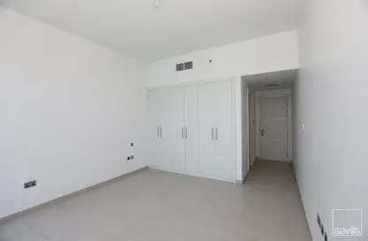 Apartment - 1 Bedroom - 2 Bathrooms for rent in Al Reef Tower - Corniche Road - Abu Dhabi