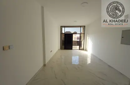 Apartment - 1 Bedroom - 2 Bathrooms for rent in Al Mowaihat 2 - Al Mowaihat - Ajman