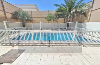 فيلا - 4 غرف نوم - 4 حمامات للبيع في مركز محمد بن زايد - مدينة محمد بن زايد - أبوظبي