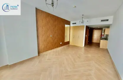 Apartment - Studio - 1 Bathroom for rent in May Residence - Jumeirah Village Circle - Dubai