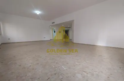 شقة - 3 غرف نوم - 4 حمامات للايجار في A مجمع خليفة السكني - منطقة النادي السياحي - أبوظبي