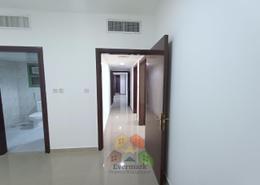 شقة - 3 غرف نوم - 2 حمامات للكراء في شارع المطار - أبوظبي