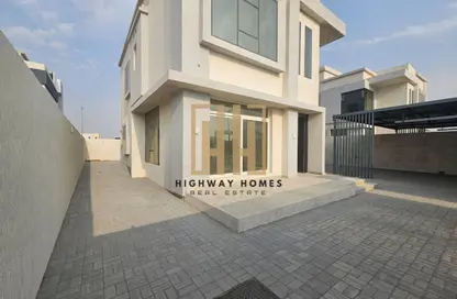 Villa - 4 Bedrooms - 5 Bathrooms for rent in Tilal City A - Tilal City - Sharjah