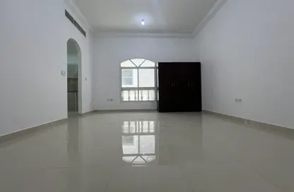 Apartment - Studio - 1 Bathroom for rent in Mohamed Bin Zayed City - Abu Dhabi