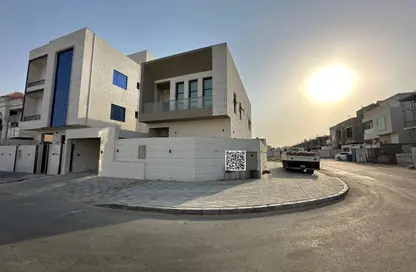 Villa - 5 Bedrooms - 7 Bathrooms for sale in Al Yasmeen 1 - Al Yasmeen - Ajman