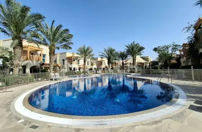 مجمع سكني - 5 غرف نوم - 6 حمامات للايجار في فلل البرشاء 1 - البرشاء 1 - البرشاء - دبي