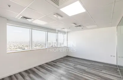 Office Space - Studio for rent in Tower A - API Trio Towers - Sheikh Zayed Road - Dubai