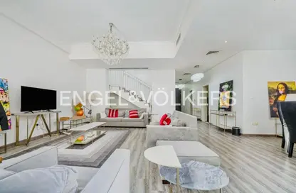 Villa - 5 Bedrooms - 6 Bathrooms for rent in Brookfield 2 - Brookfield - DAMAC Hills - Dubai Villa - 5 Bedrooms - 6 Bathrooms for rent in Brookfield 2 - Brookfield - DAMAC Hills - Dubai