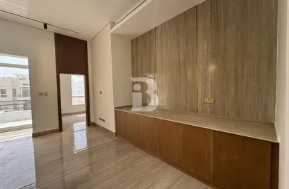 Compound - 3 Bedrooms - 5 Bathrooms for rent in Khalifa City A - Khalifa City - Abu Dhabi