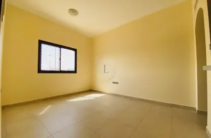 شقة - غرفة نوم - 2 حمامات للايجار في المرايجب - الجيمي - العين