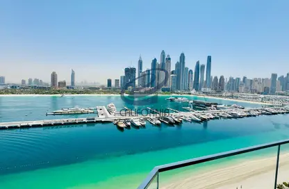 Apartment - 2 Bedrooms - 2 Bathrooms for rent in Palace Beach Residence - EMAAR Beachfront - Dubai Harbour - Dubai