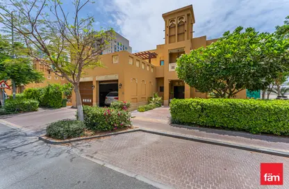 Villa - 3 Bedrooms - 4 Bathrooms for sale in Dubai Style - North Village - Al Furjan - Dubai