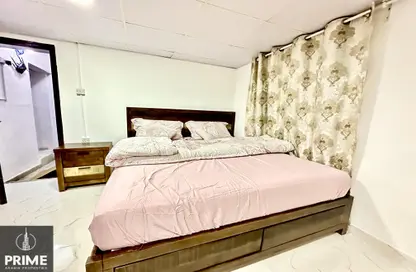 Apartment - Studio - 1 Bathroom for rent in Al Muroor Building - Sultan Bin Zayed the First Street - Muroor Area - Abu Dhabi