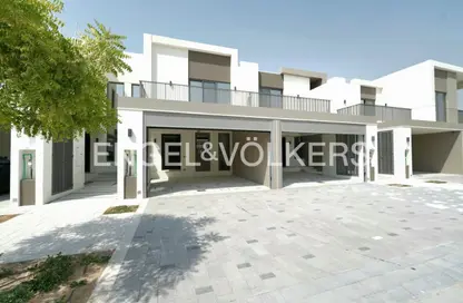 فيلا - 3 غرف نوم - 4 حمامات للايجار في أورا جاردنز - تلال الغاف - دبي