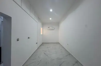 Apartment - Studio - 1 Bathroom for rent in Madinat Al Riyad - Abu Dhabi