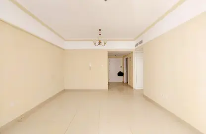 Apartment - 1 Bedroom - 2 Bathrooms for rent in Al Ghazal Tower - Al Khan Lagoon - Al Khan - Sharjah